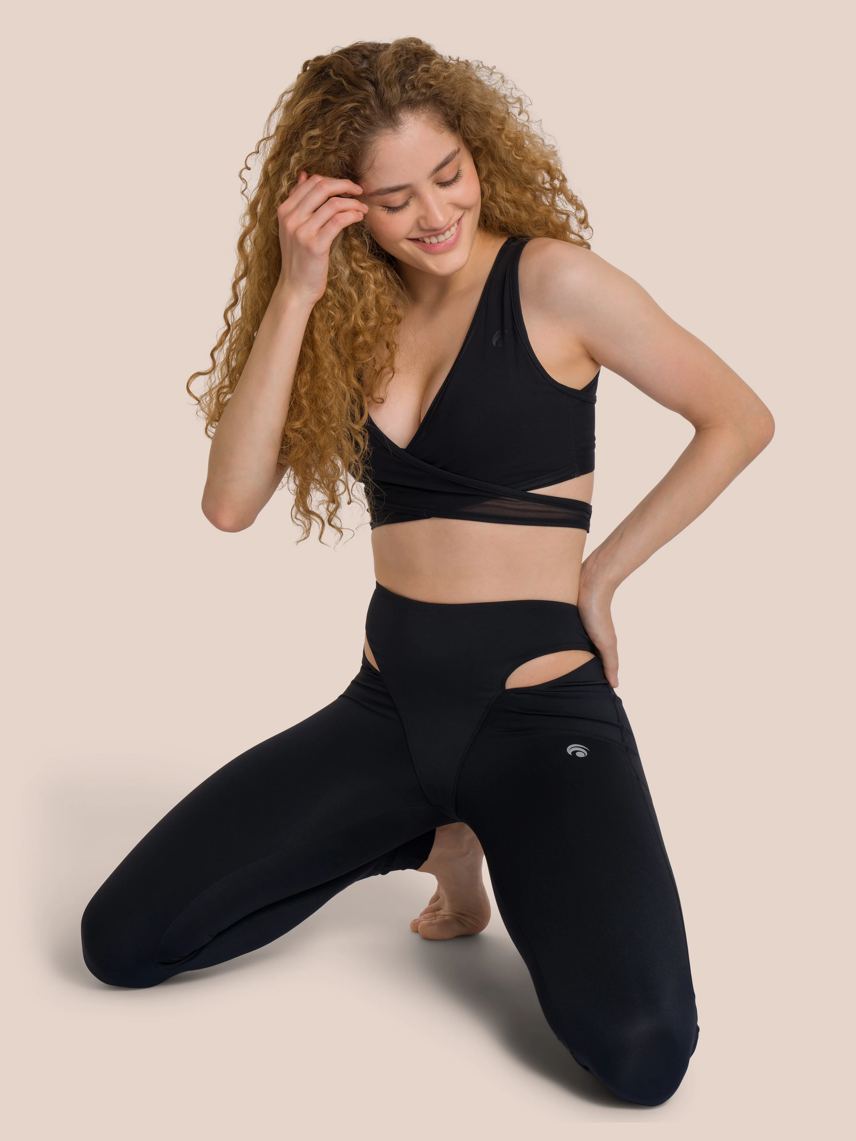 Alessia Pant - Image 7