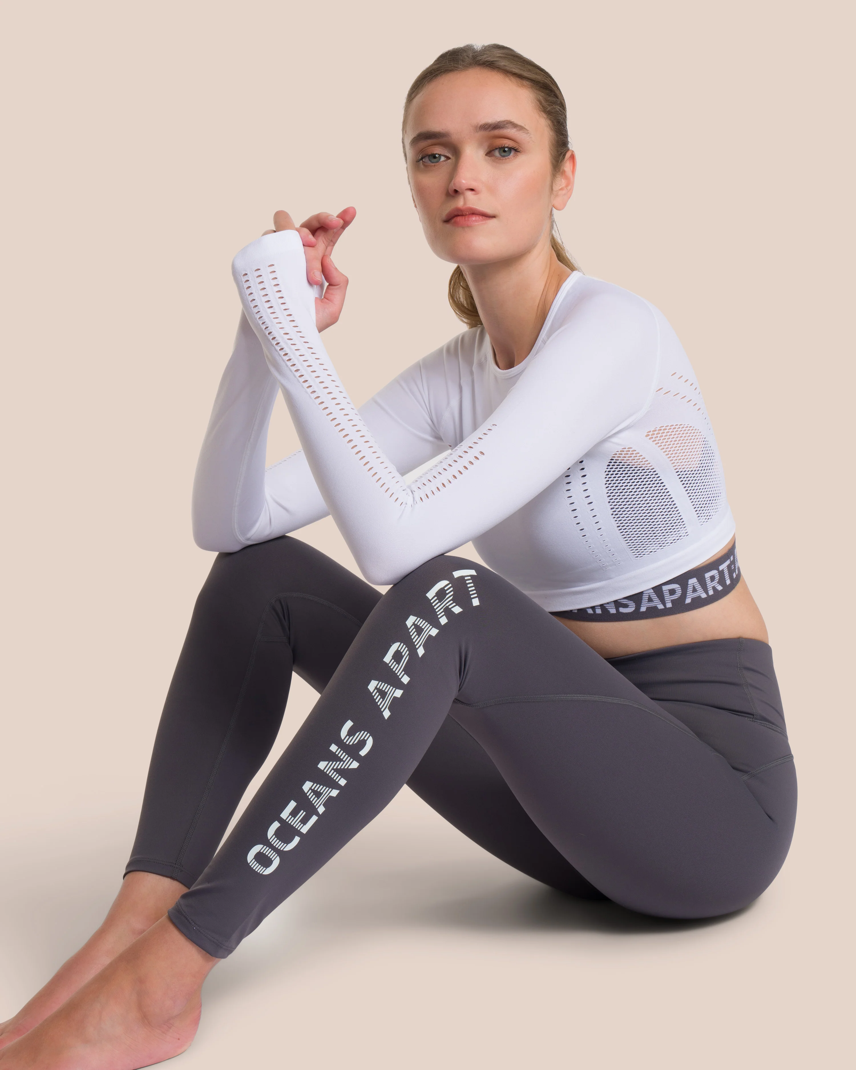 Beauty Set Deluxe - Cliff Grey & White - Image 11