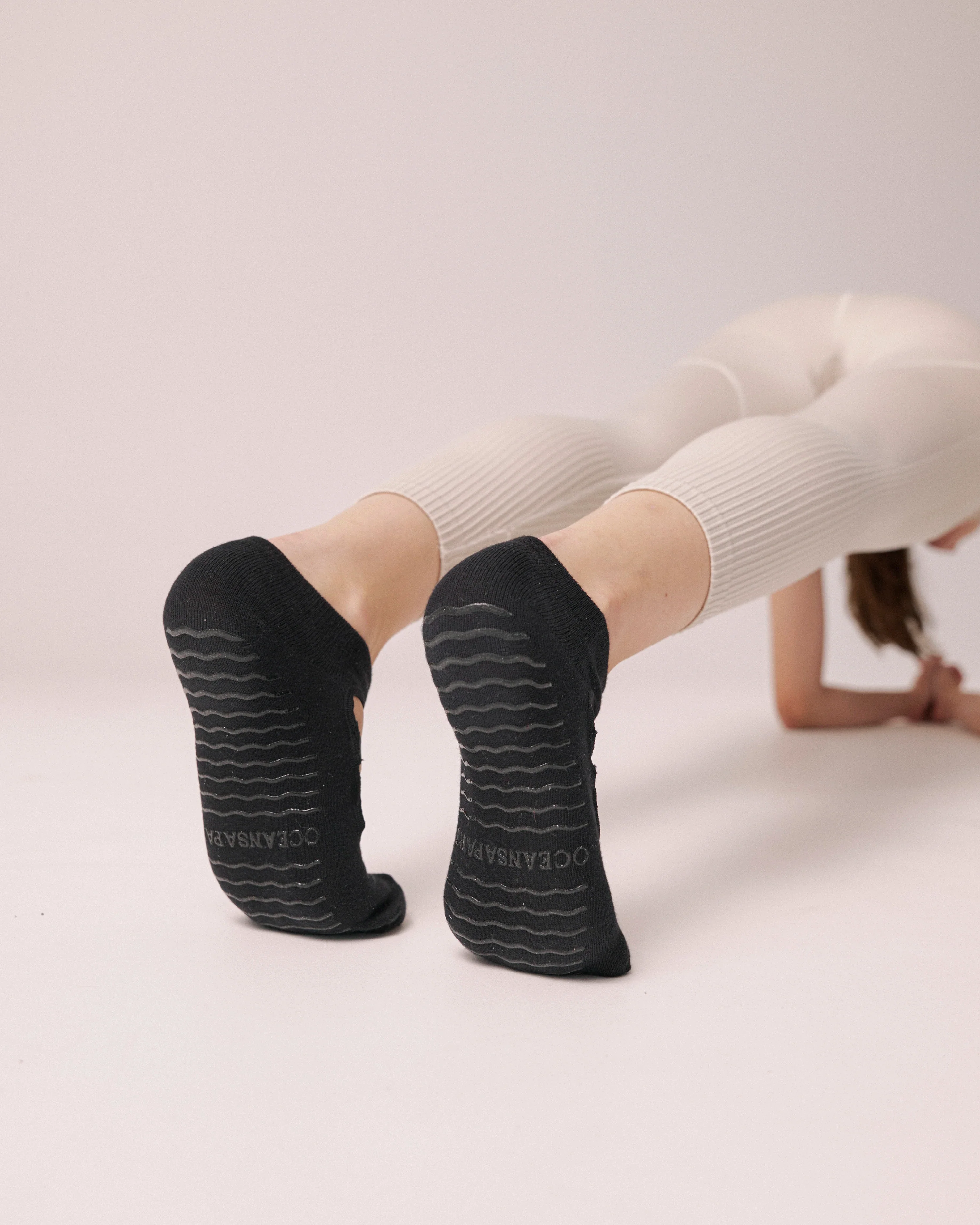 Brandy Strappy Pilates Socks - Image 3