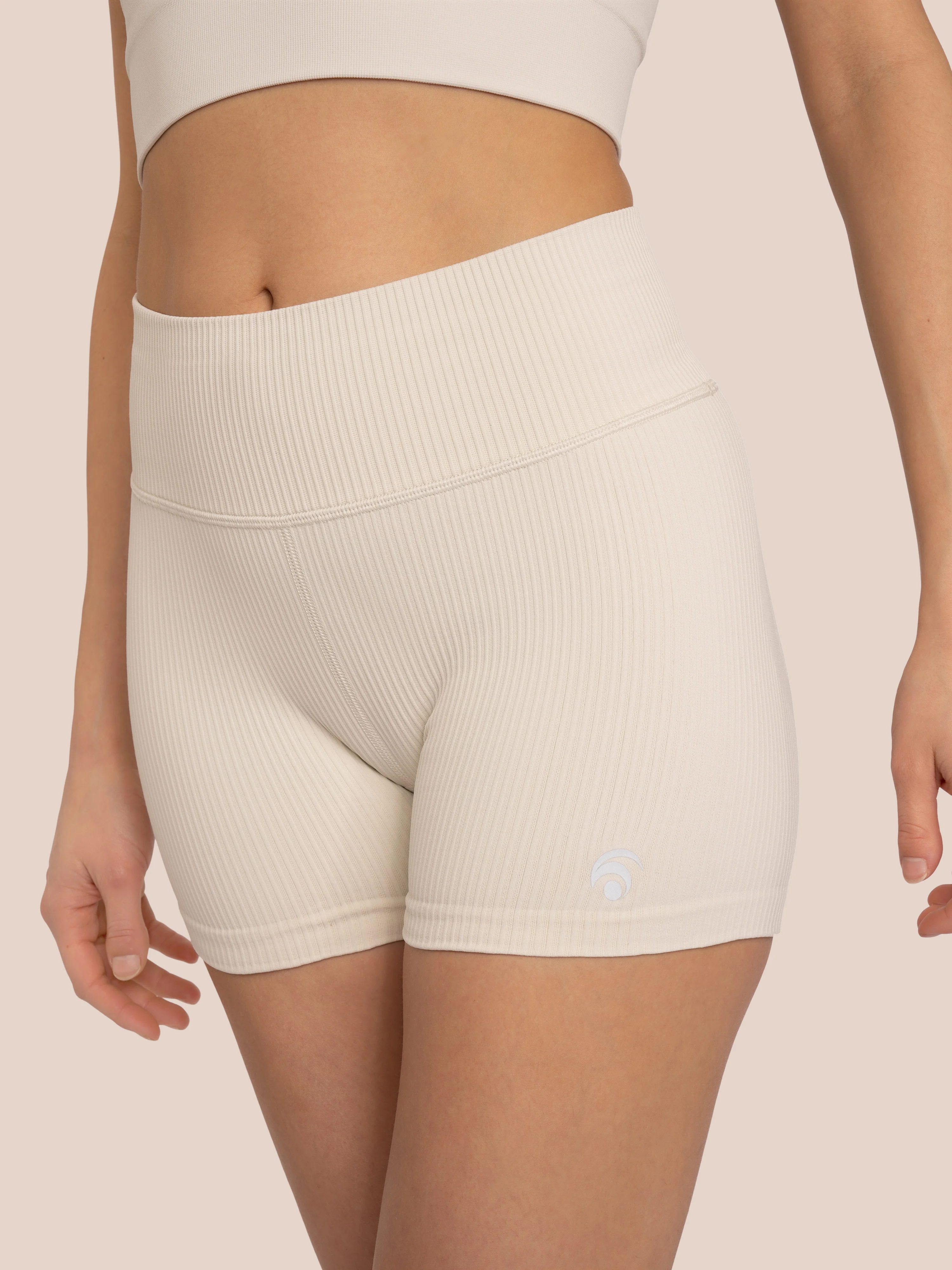 Maya Hotpant - Image 20