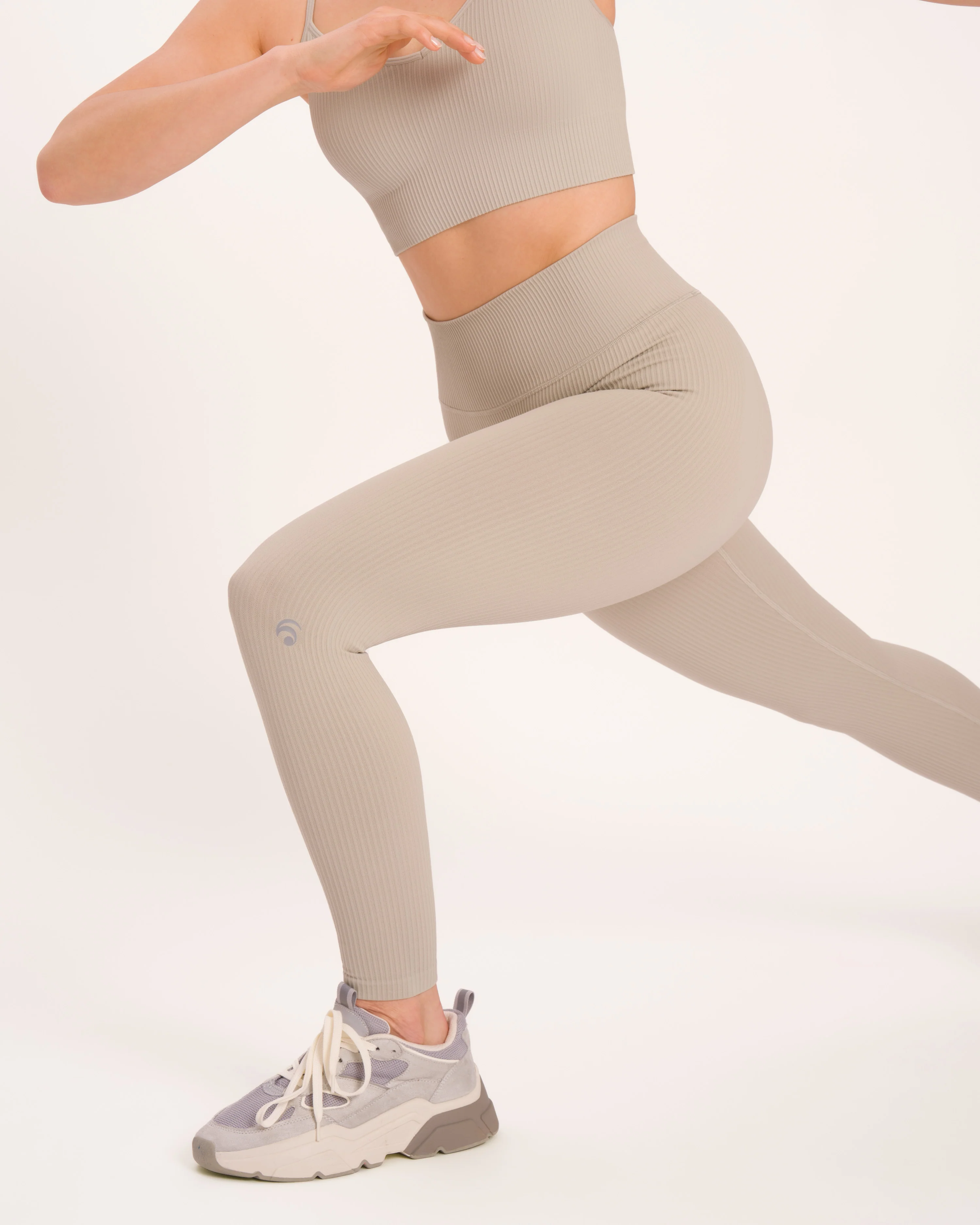 Maya Pant - Image 10