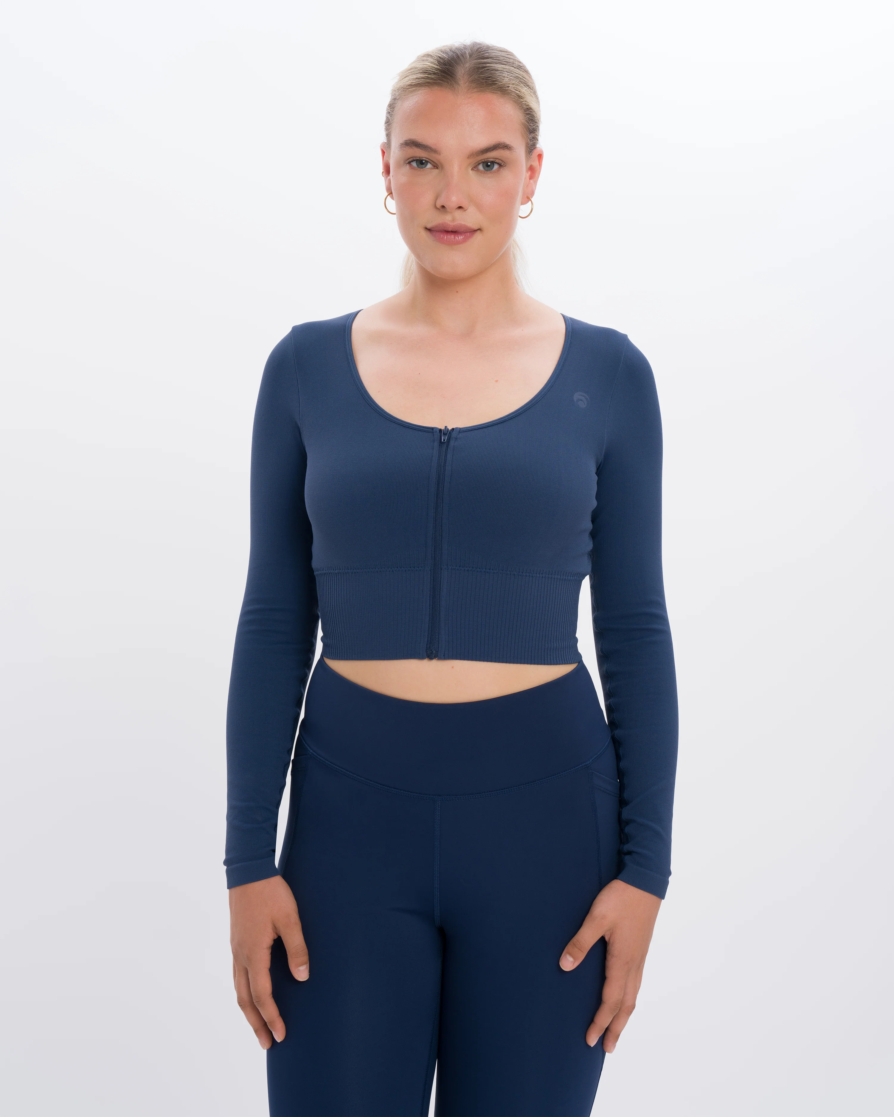 Nami Longsleeve - Image 9